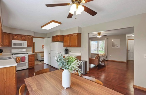 Johnstown House | Quiet Ranch Retreat for Work Crews & Families | Johnstown, OH
