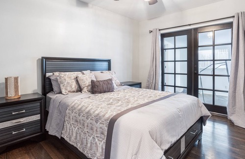 Old Town House | Quiet Residential Home near beach- Monthly Rental