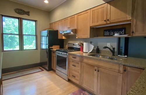 Green Lake House | Quiet retreat walking distance to Downtown