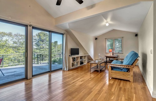 Boothbay House | Quiet Retreat with Yard, Damariscotta River Views, and Dock Access!