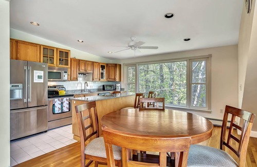 Boothbay House | Quiet Retreat with Yard, Damariscotta River Views, and Dock Access!