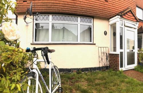 Crofton Park Bed & Breakfast | Quiet room