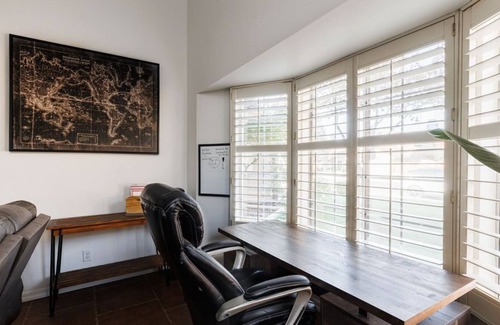 Clovis House | Quiet&Safe Neighborhood | New King, CalKing and Queen Beds w/Pool