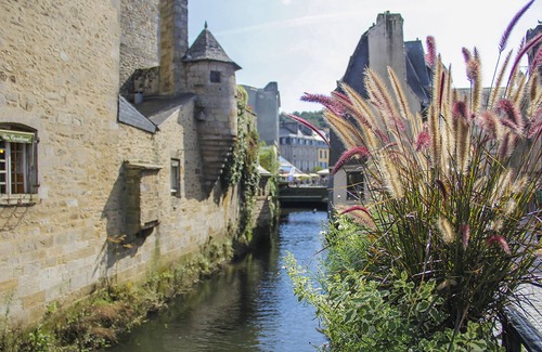 Quimper Apartment | Quiet two-bedroom apartment - historic center of Quimper