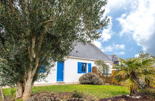 Erdeven Villa | Quiet villa, terraces, pets allowed, parking, WiFi