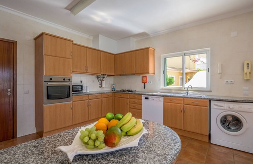 Calicas Villa | QuietPrivateVilla - superwiffi