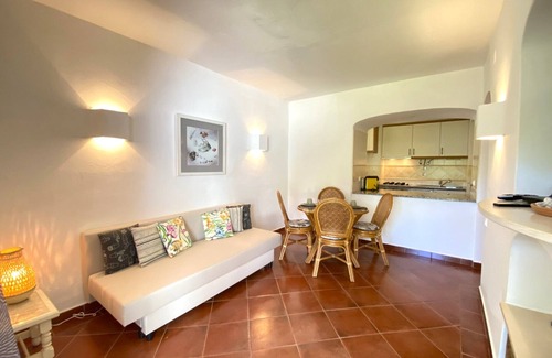 Branqueira Apartment | Quinta DA Balaia Garden by Homing