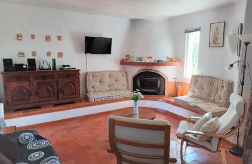 Mato Serrao House | Quinta do Paraíso - Casa Colynda