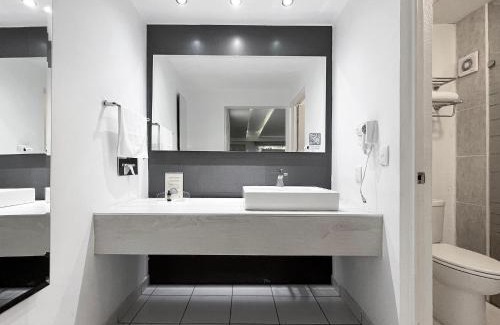 Saltillo Hotel | Quinta Dorada Hotel & Suites
