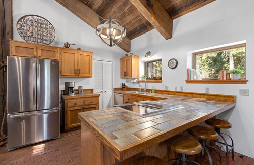 Sugar Pine Estate House | Quintessential Mountain Chalet, Dog Friendly, 10 Private Acres