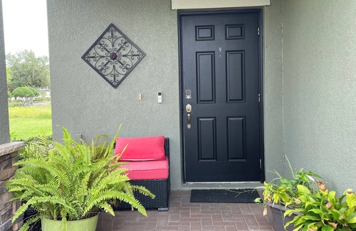Nichols House | Quit, Cozy and comfy room, located in S Lakeland, between Orlando and Tampa