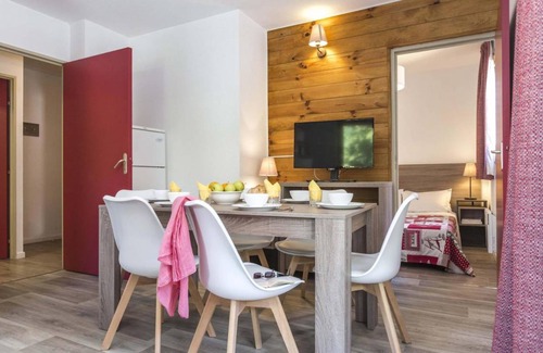 Saint-Sorlin-d'Arves Apartment | Résidence les Sybelles