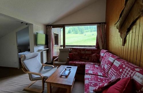 Montgenevre Apartment | Résidence Ferme D'augustin - Batiment D - Grand appartement 8 personnes sur les pistes MAE-8274