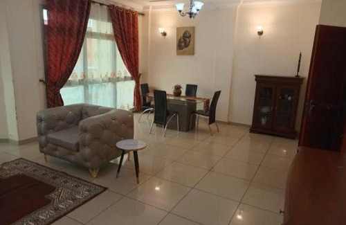 Yaounde Apartment | Résidence hôtelière La Roseline, Omnisport