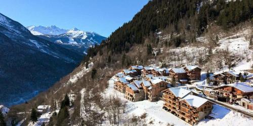 Champagny-en-Vanoise Apartment | Résidence Les Alpages - 4 Pièces pour 8 Personnes MAE-3904