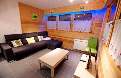 Champagny-en-Vanoise Apartment | Résidence Le Seillon - 3 Pièces pour 6 Personnes MAE-3325