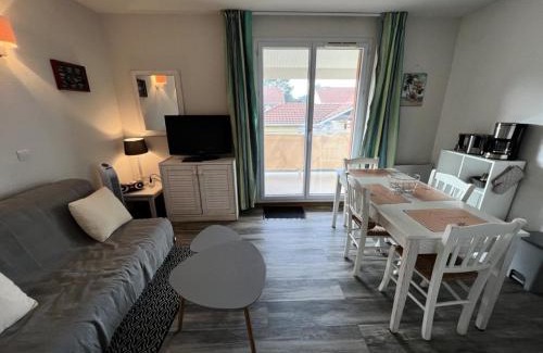 Le Verdon-sur-Mer Apartment | Résidence Les Vertmarines - 074 - Appartement dans une résidence privée avec piscine MAE-4151