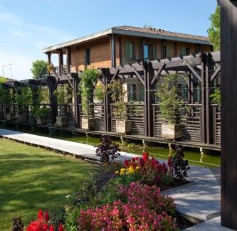 Jonzac Apartment | Résidence Les Vignes
