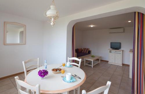 Santa Giulia Apartment | Résidence Marina Di Santa Giulia