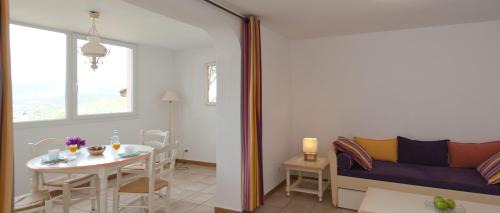 Santa Giulia Apartment | Résidence Marina Di Santa Giulia