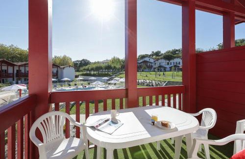Behobie Apartment | Résidence Néméa Le Domaine d'Uhaina