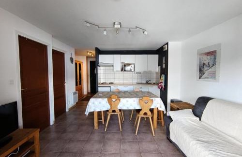 Montgenevre Apartment | Résidence Plein Soleil - Appartement plein sud avec superbe vue, balcon, parking. MAE-9004