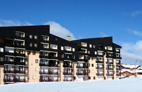 Les Menuires Apartment | Résidence Villaret - Studio atypique avec beaucoup de rangement MAE-2694