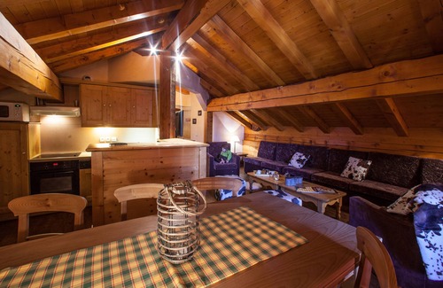 Les Almes House | Résidences Village Montana by Les Etincelles
