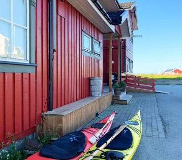 Rost Hotel | Røst Bryggehotell