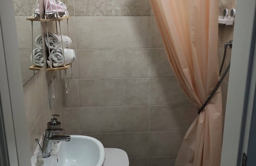 Montale Bed & Breakfast | R&B MIDORA MONTALE