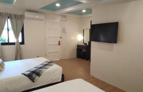 Baguio Hotel | R Bed and Breakfast