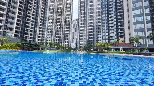 Central District Apartment | R&F Princess Cove View Residences by WSD
