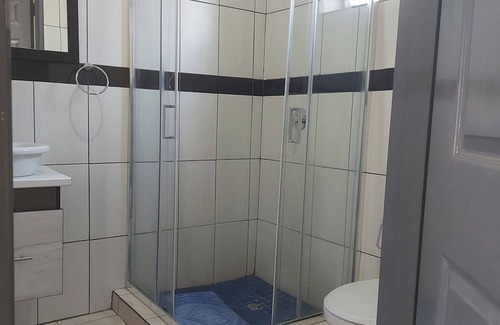Kasane House | R&H Guest House