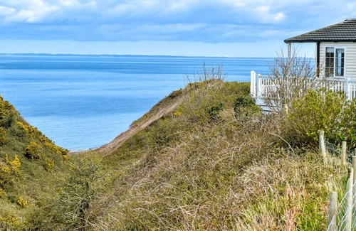 Nefyn Ski Chalet | R15 Aberafon Holiday Park