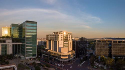 Sandown Hotel | Radisson Blu Gautrain Hotel, Sandton Johannesburg