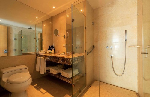 La Boquilla Hotel | Radisson Cartagena Ocean Pavillion Hotel