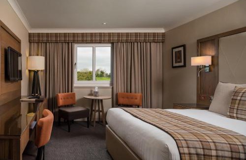 Larkhall Hotel | Radstone Hotel