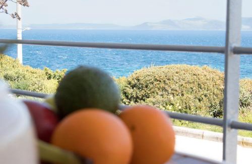 Rafina-Pikermi Apartment | Rafina's Paradise View!Walking access to the Port! Amazing Seaview!