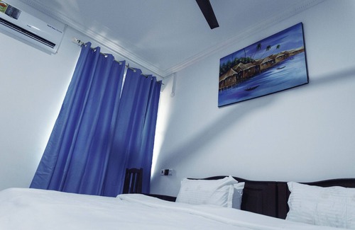Cape Coast Bed & Breakfast | RAGANT HOTEL