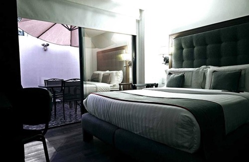Colonia Cuauhtemoc Hotel | Ragibe 215