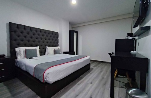 Colonia Cuauhtemoc Hotel | Ragibe 215