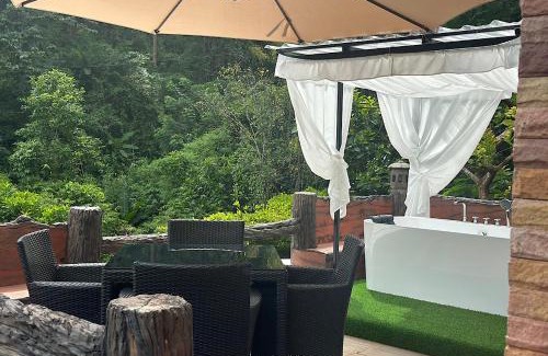 Pa Pae House | Rai Phusaitran ไร่ภูสายธาร