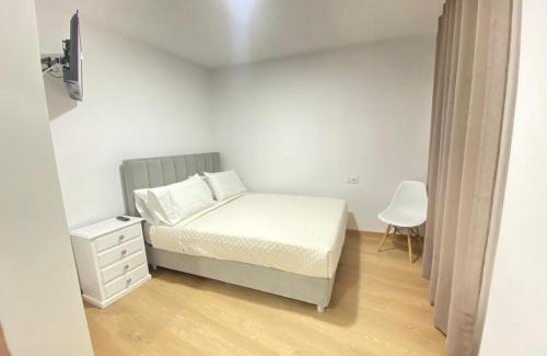Tui House | Raianos