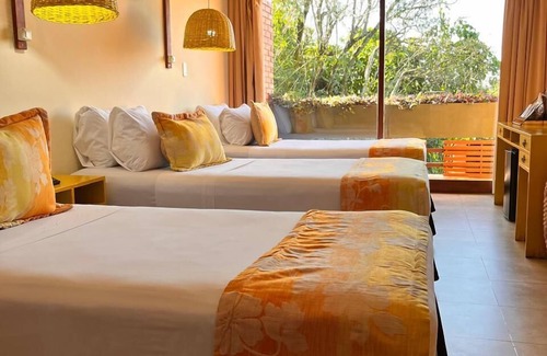 Puerto Iguazu Hotel | Raices Esturión Hotel