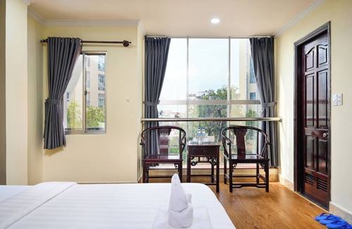 Tan Binh Hotel | Rainbow Airport Hotel