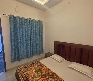 Mussoorie Hotel | Rainbow Rays