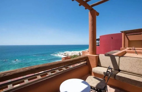 Palmilla Resort | Raintree's Club Regina Kitchenette Suite Jan 24 to 31