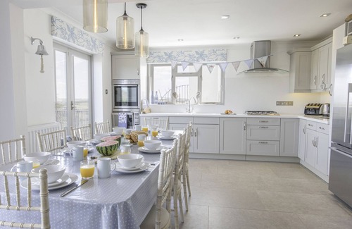 Salcombe Cottage | Raleigh House