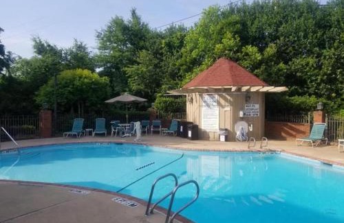 Gainesville Hotel | Ramada by Wyndham Gainesville