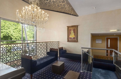 Oldbury Hotel | Ramada by Wyndham Oldbury Birmingham